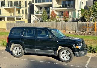 Jeep Patriot car