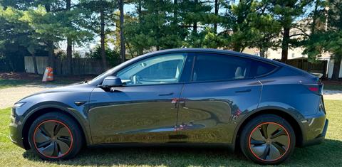Tesla Model Y 2026