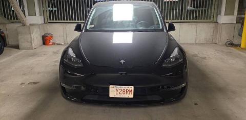 Tesla Model Y 2024