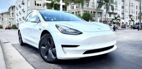Tesla Model 3 2018