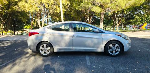 Hyundai Elantra 2013