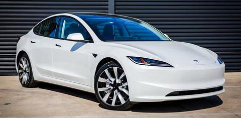 Tesla Model 3 2025