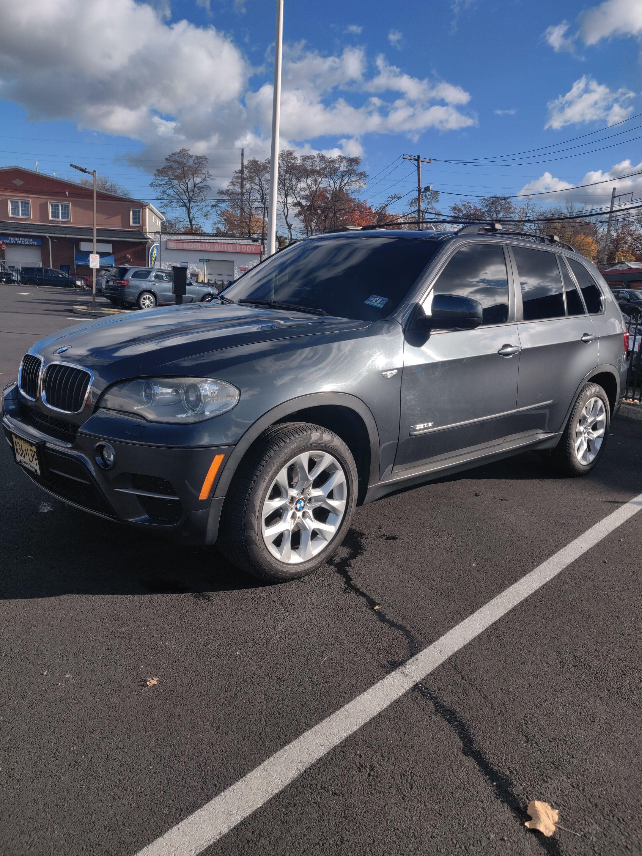 BMW X5 2012 in 