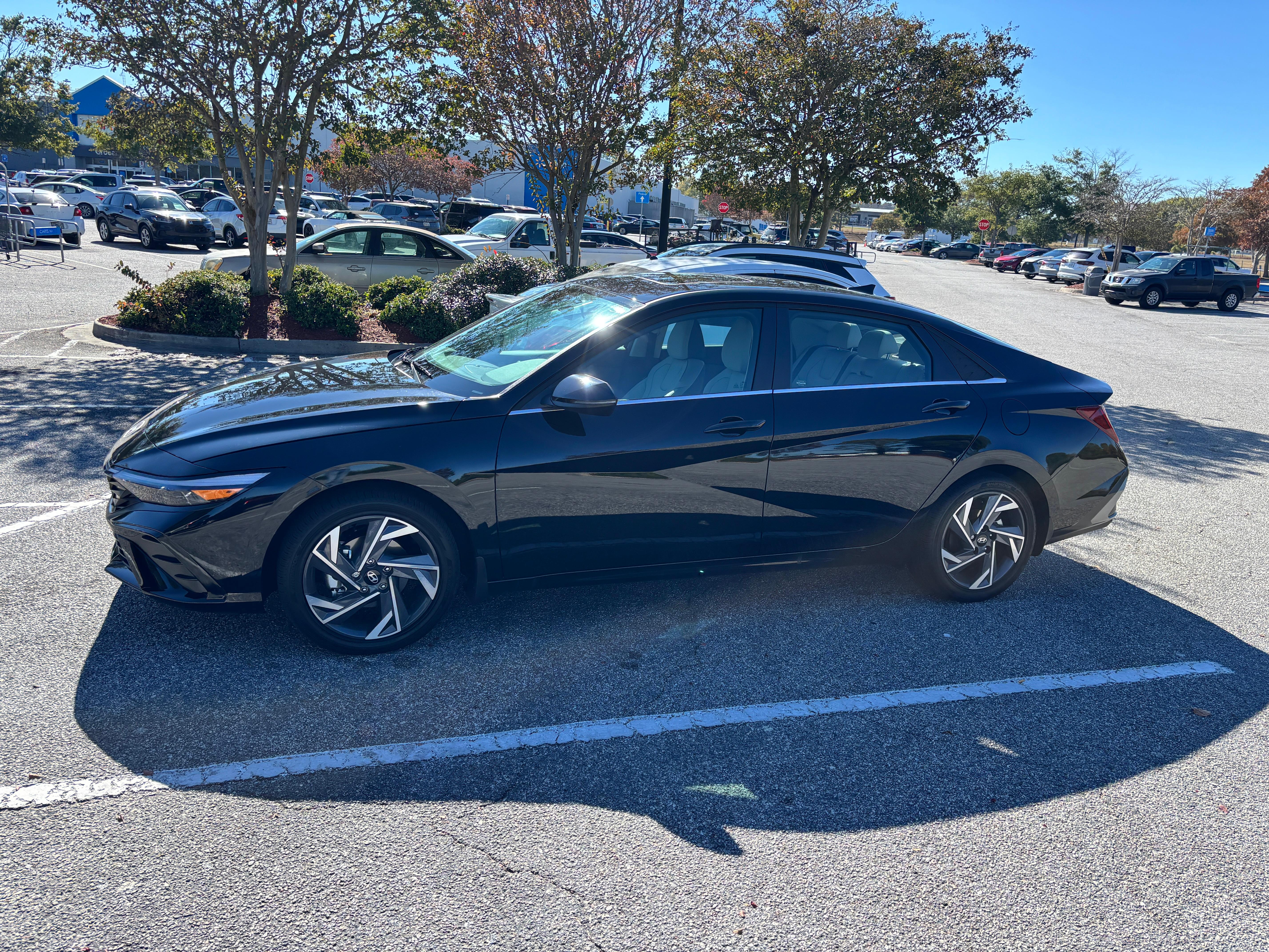 Hyundai Elantra 2025 in 