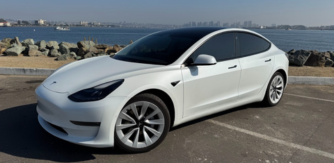 Tesla Model 3 2022