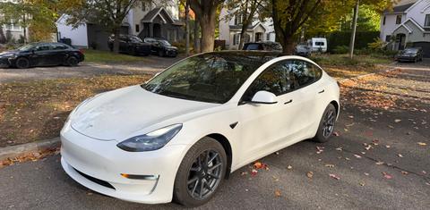Tesla Model 3 2022