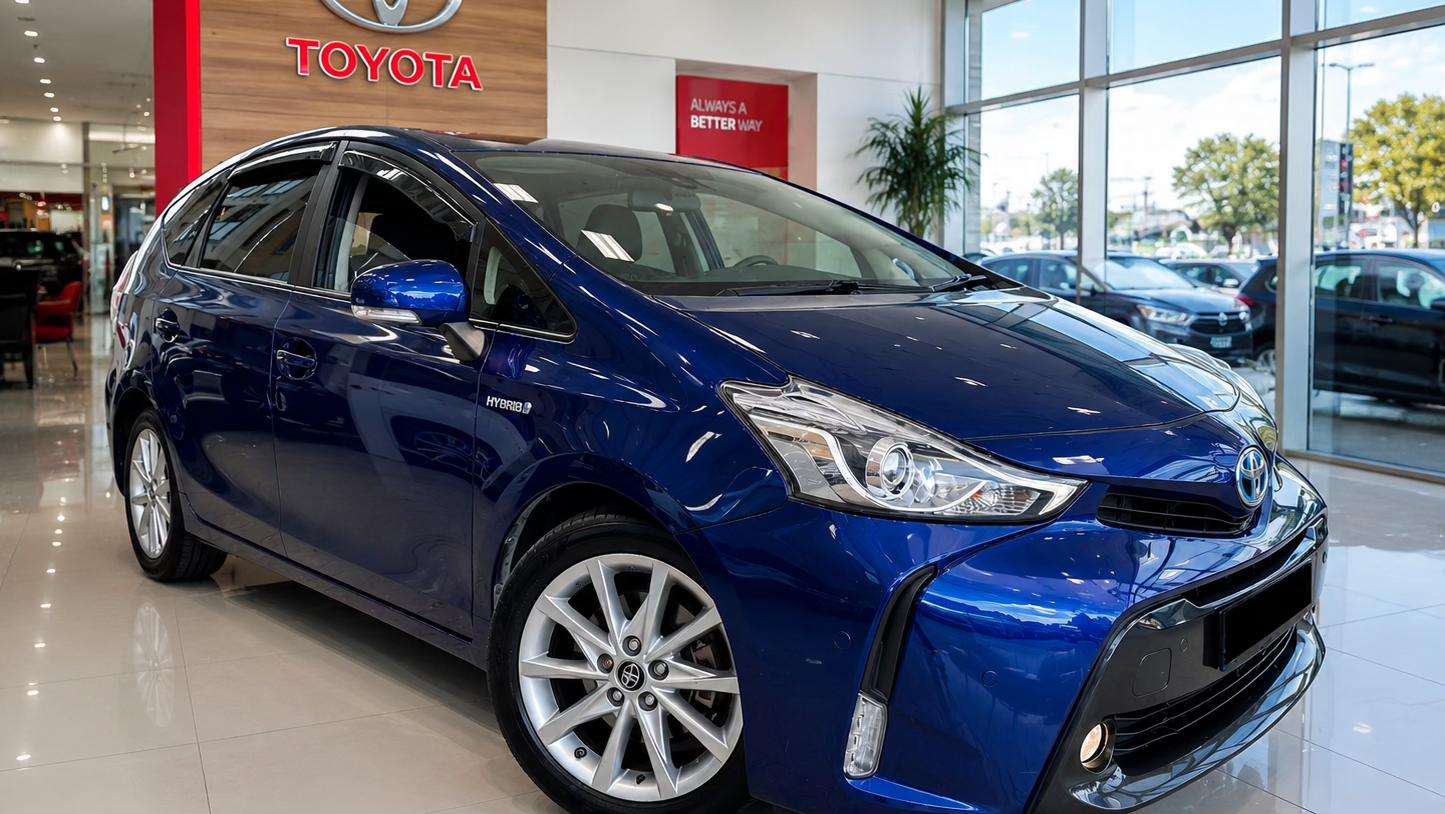 Toyota Prius + 2016 in London
