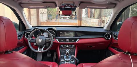 Alfa Romeo Stelvio 2020