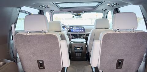 Chevrolet Suburban 2025