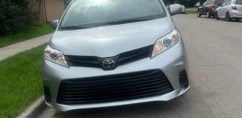 Toyota Sienna 2019