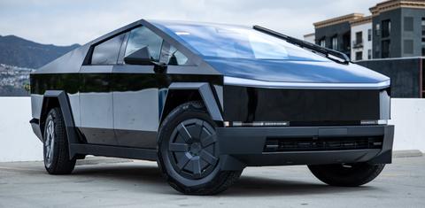 Tesla Cybertruck 2025