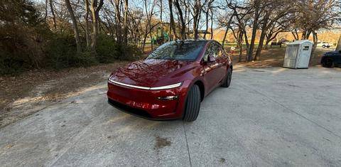 Tesla Model Y 2026