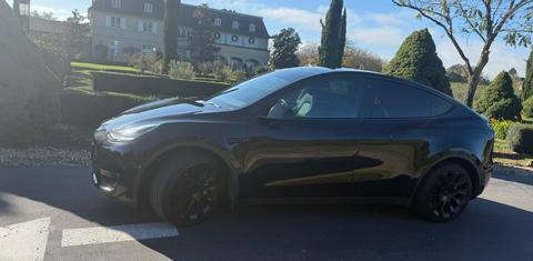 Tesla Model Y 2022