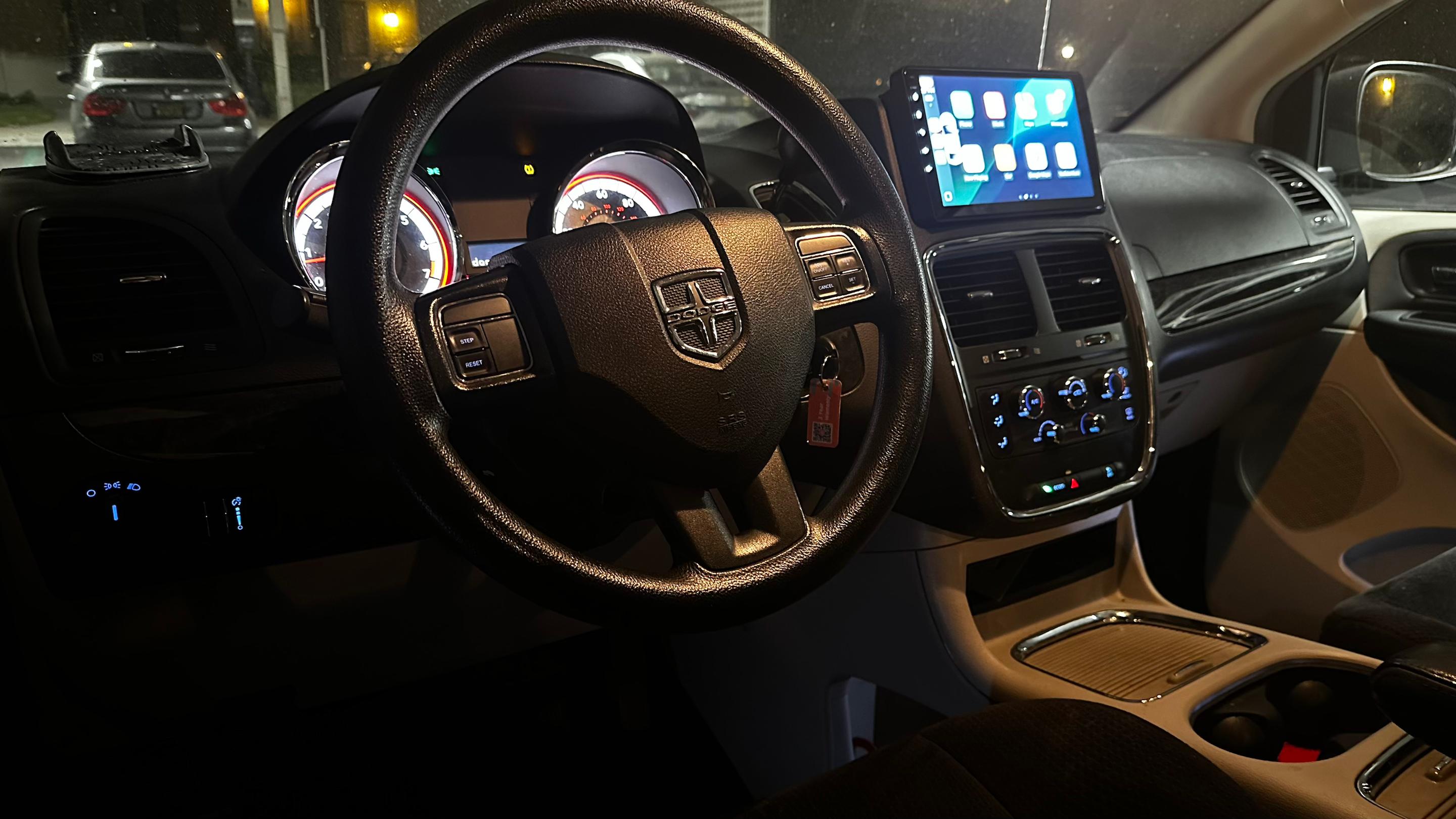 2014 Dodge Grand Caravan | BraunAbility Dodge Entervan II | A\u0026J Mobility, image size:2880x1620