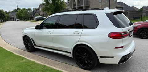 BMW X7 2021