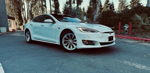 Tesla Model S 2016