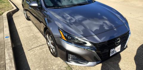 Nissan Altima 2023