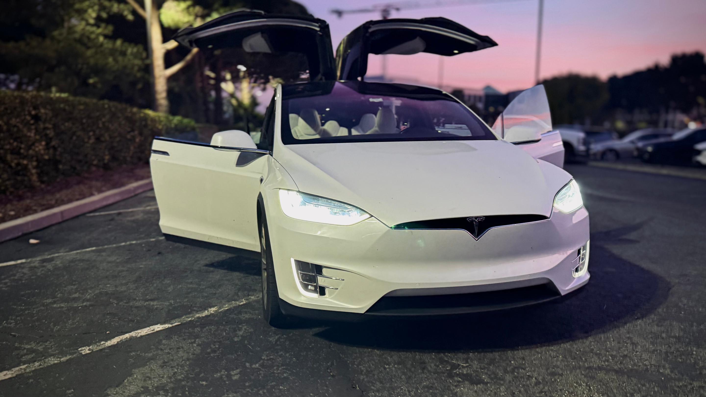 Tesla Model X 2018 in San Bruno, CA