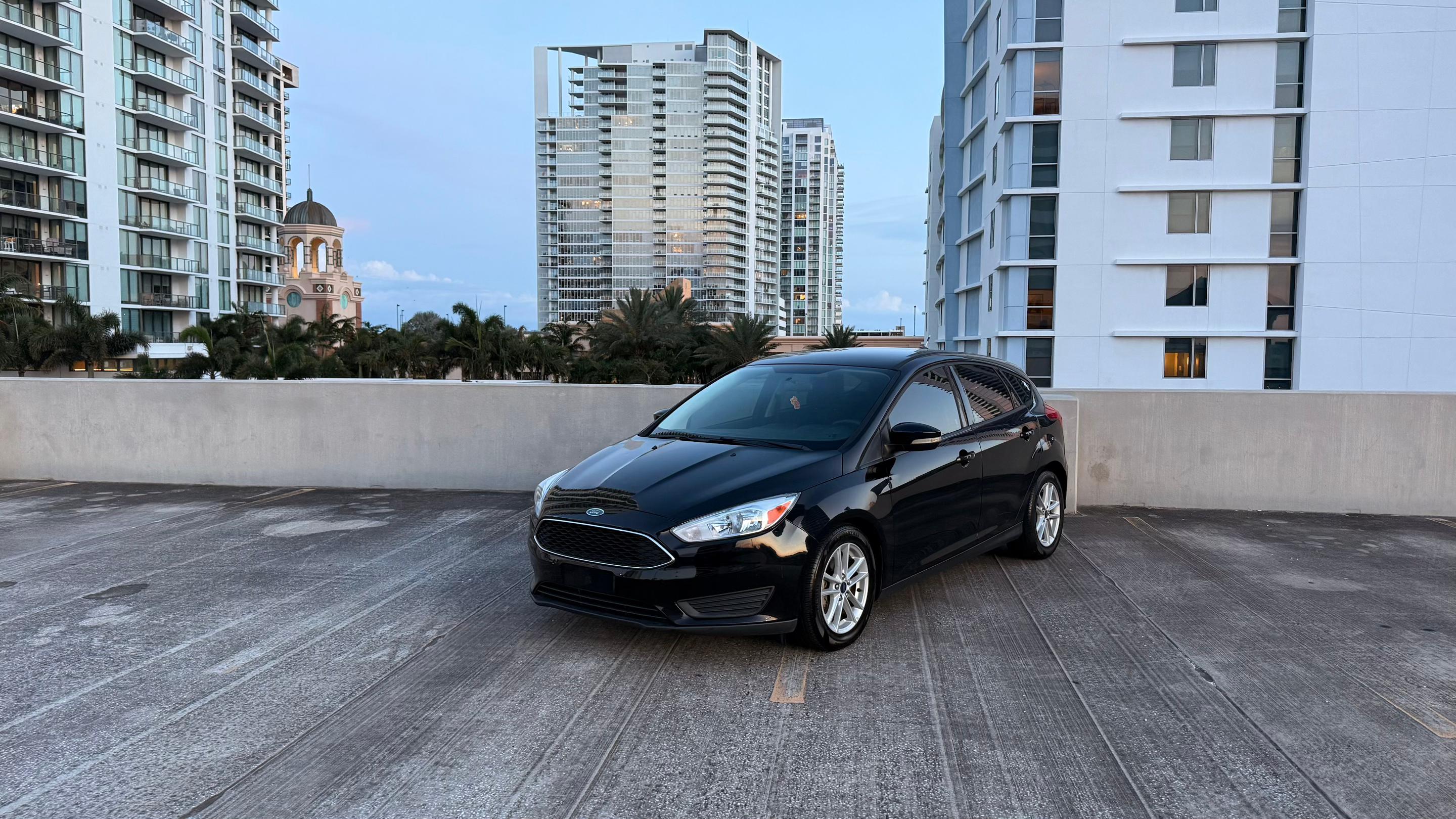 Ford Focus 2017 in Kenneth City, FL