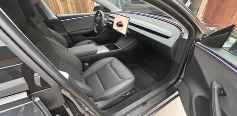Tesla Model 3 2024