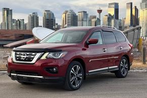 Nissan Pathfinder 2017 in Calgary
