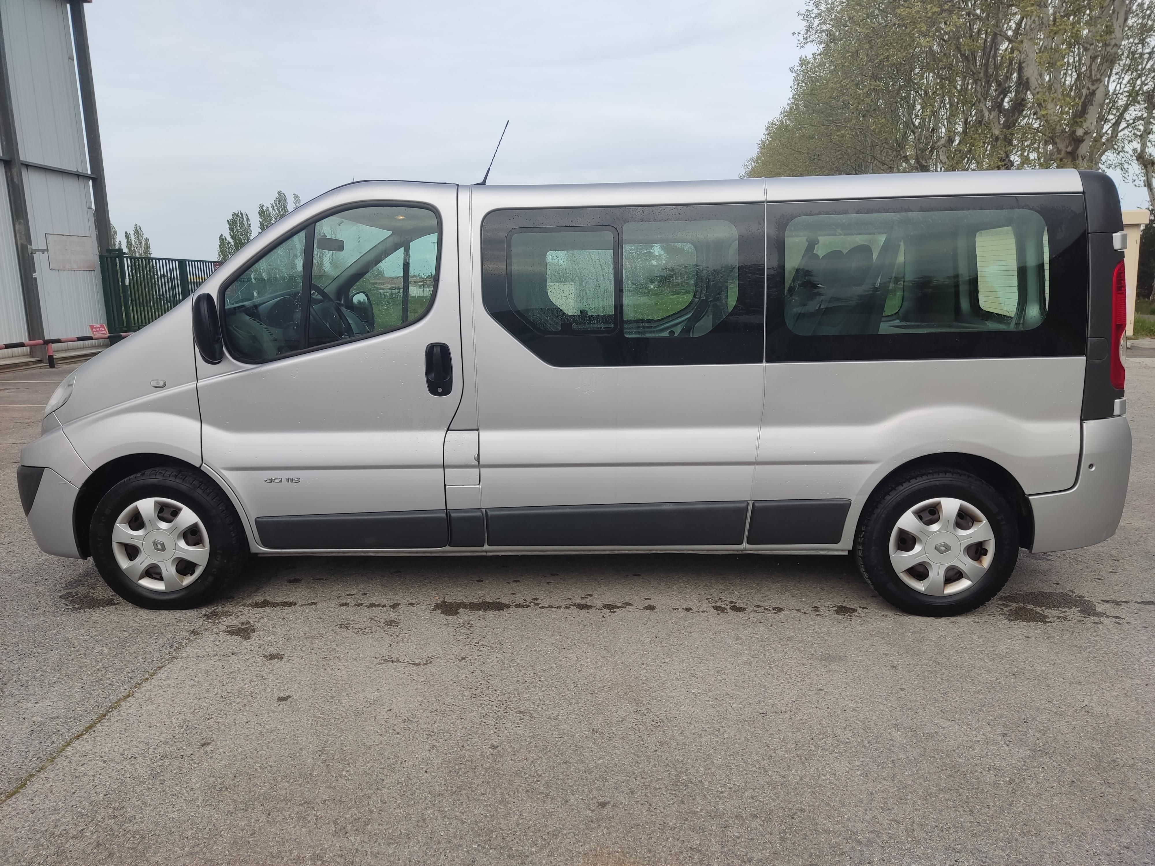 Renault TRAFIC II 2014 à Marsillargues