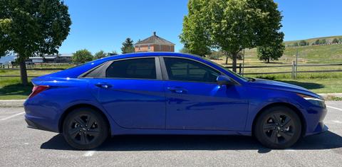 Hyundai Elantra 2023
