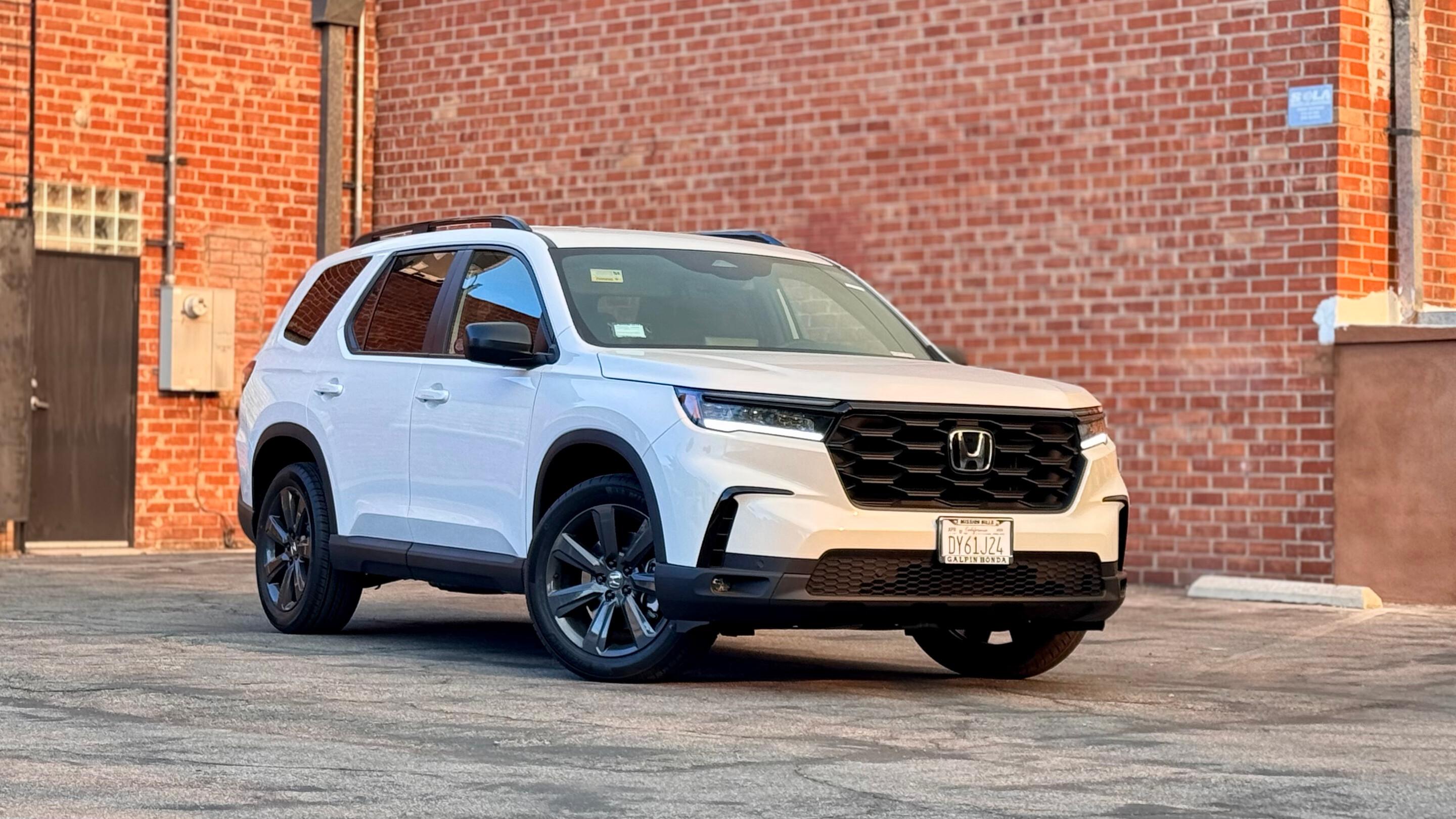 Honda Pilot 2025 in Los Angeles, CA