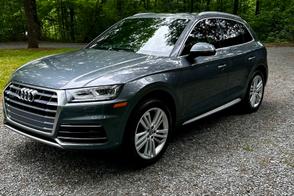 Audi Q5 car