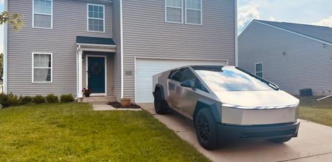 Tesla Cybertruck 2024