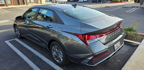 Hyundai Elantra 2024