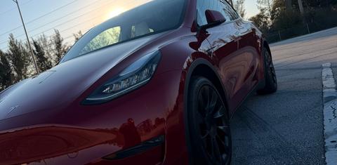 Tesla Model Y 2021