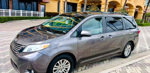 Toyota Sienna 2017
