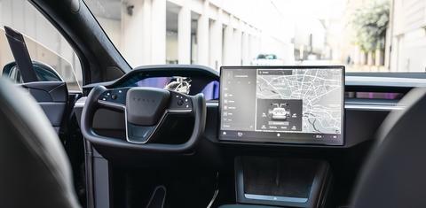 Tesla Model X 2022