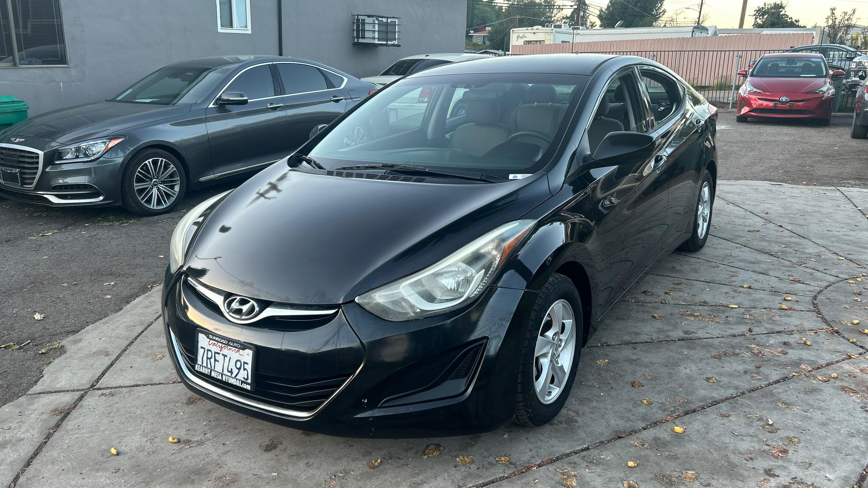 Hyundai Elantra 2014 in 