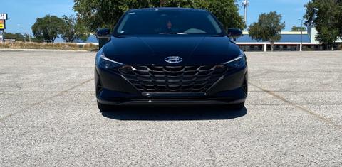 Hyundai Elantra 2023