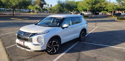 Mitsubishi Outlander 2023