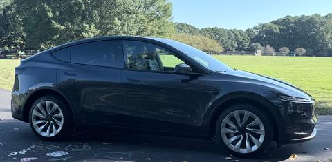 Tesla Model Y 2026