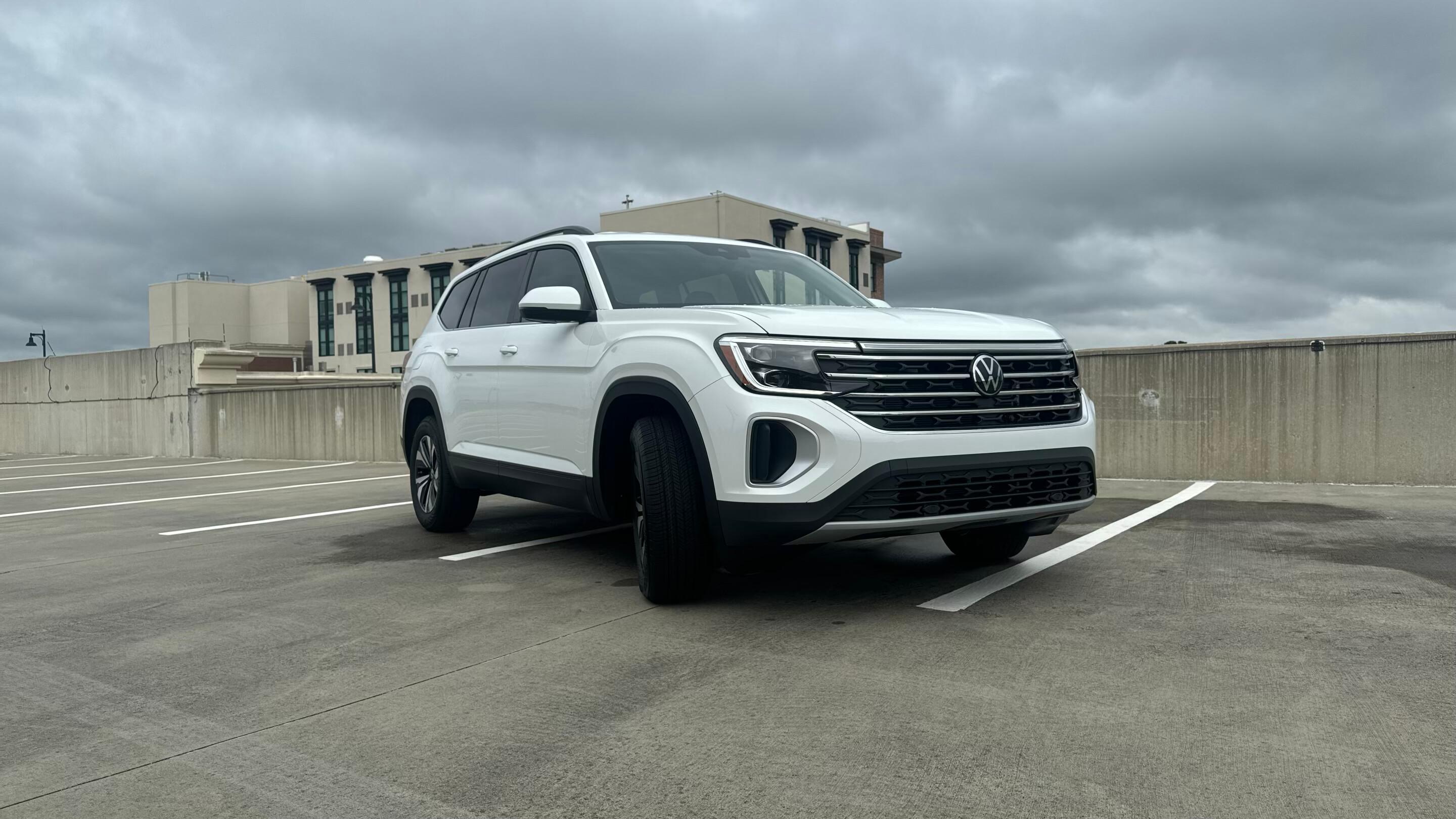 Volkswagen Atlas 2024 in Mount Pleasant, SC