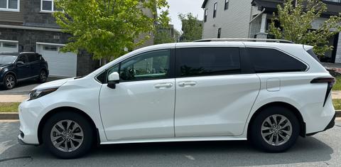 Toyota Sienna 2024