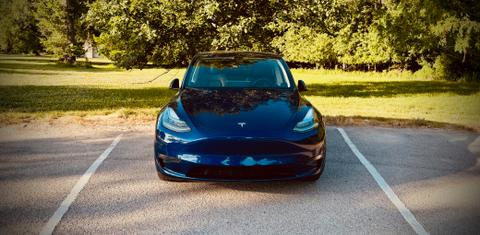 Tesla Model Y 2021