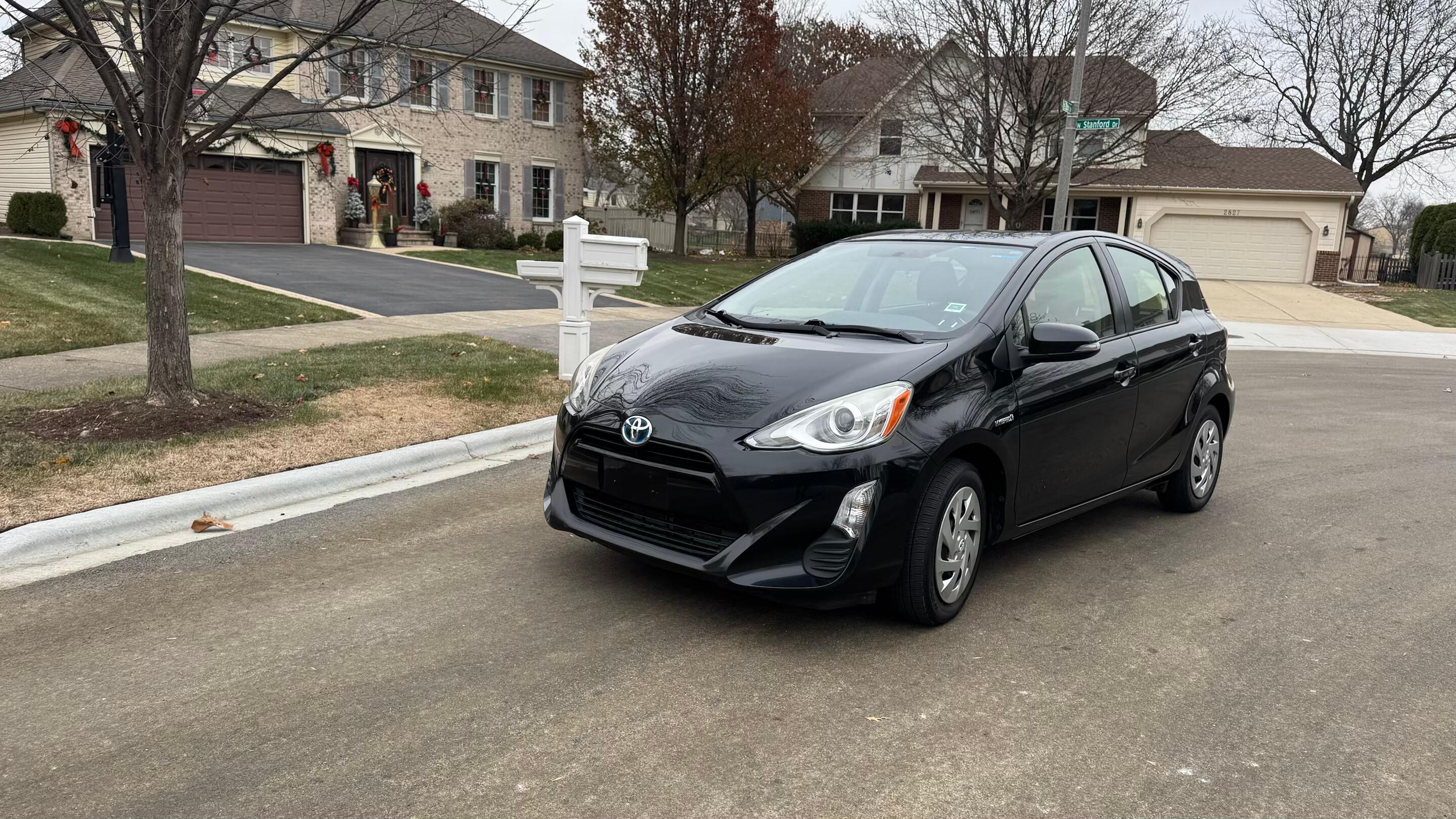 Toyota Prius c 2016 in 