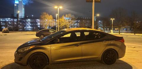 Hyundai Elantra 2013