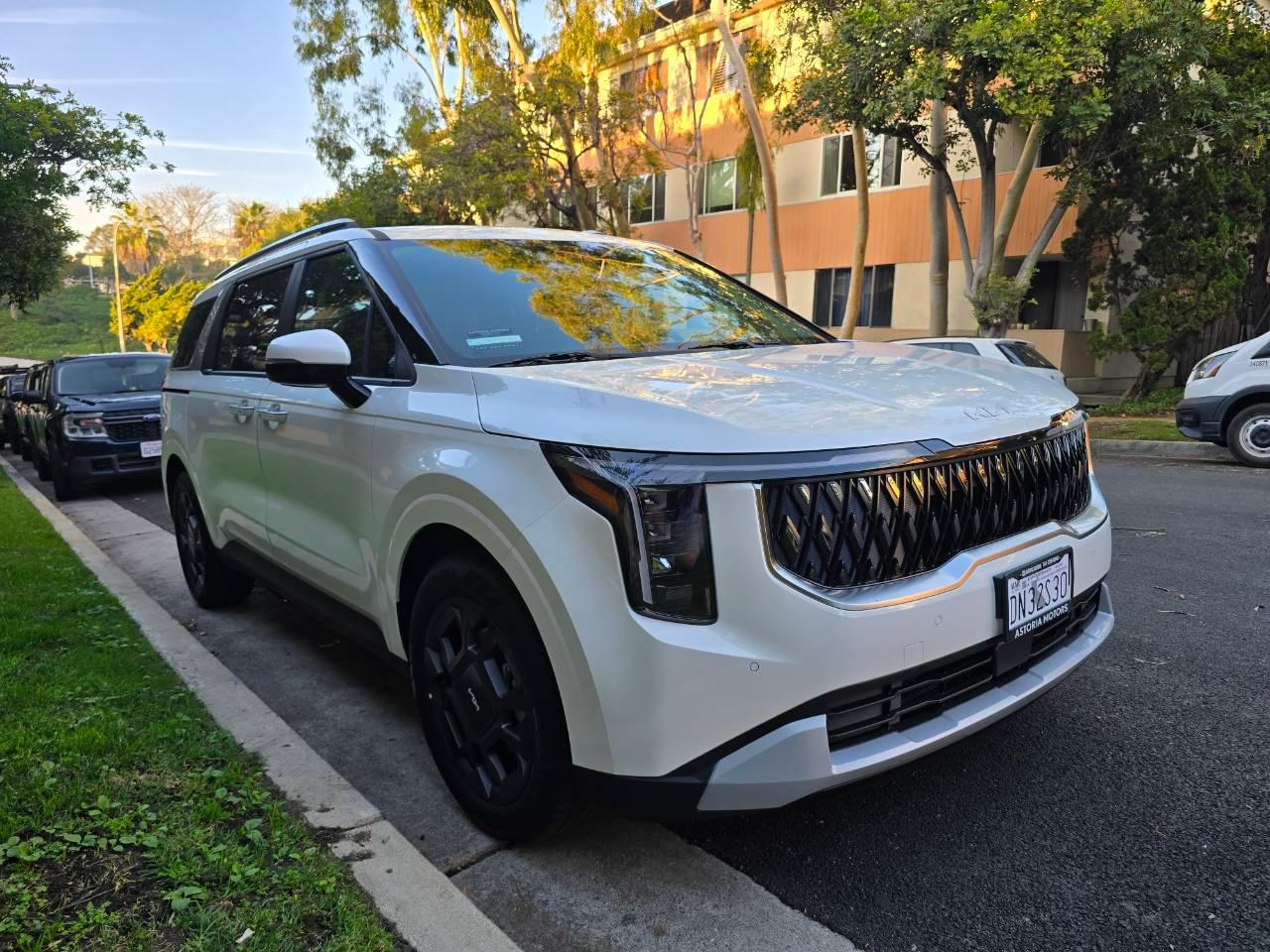 Kia Carnival Hybrid 2026 in Culver City, CA