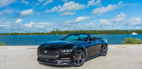 Ford Mustang 2024