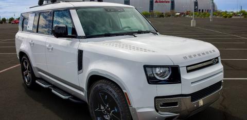 Land Rover Defender 2023