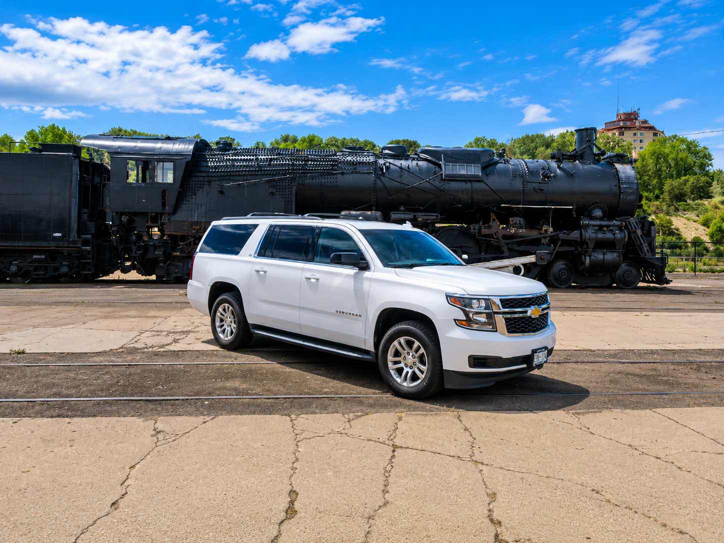 Chevrolet Suburban 2015 in Pueblo, CO