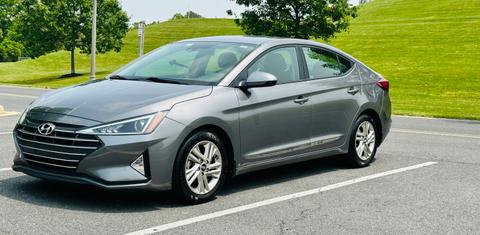 Hyundai Elantra 2020