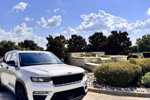 Jeep Grand Cherokee car