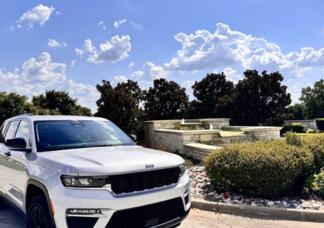 Jeep Grand Cherokee car